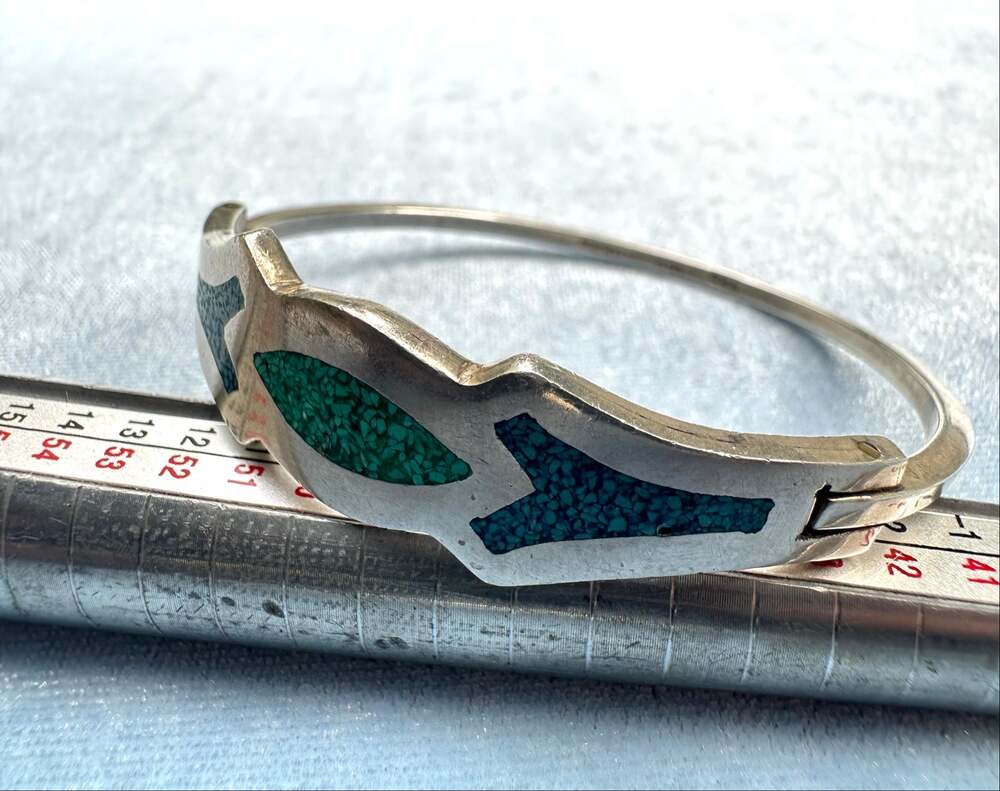 Taxco Mexico Sterling Silver Turquoise Mosaic Inlay Hinged Bangle 925 TH-141